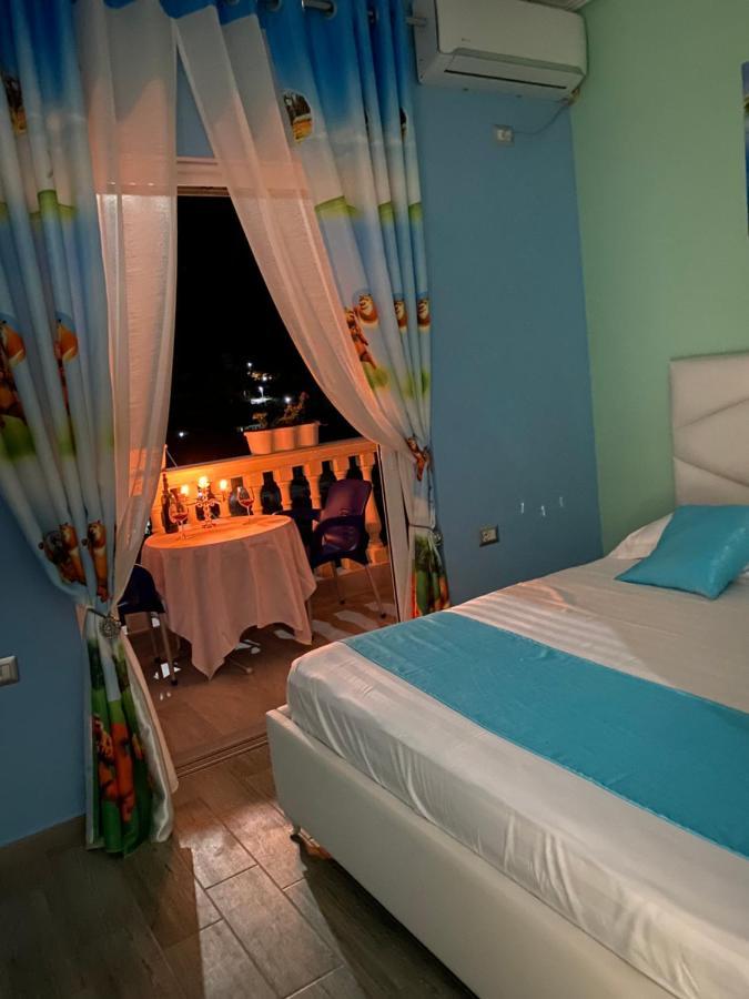 Vila Sinani Саранде Екстериор снимка
