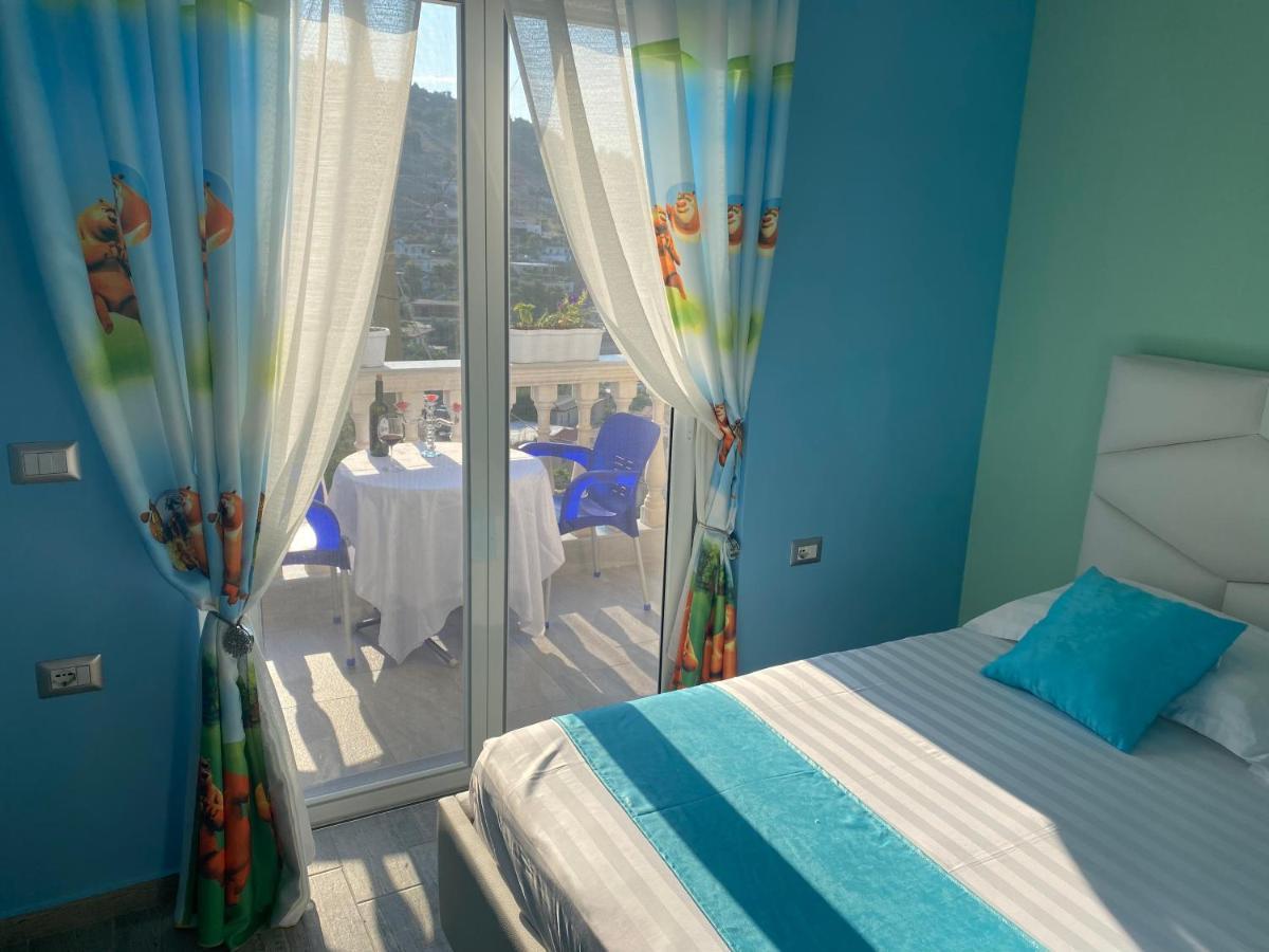 Vila Sinani Саранде Екстериор снимка
