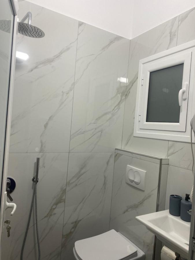 Vila Sinani Саранде Екстериор снимка