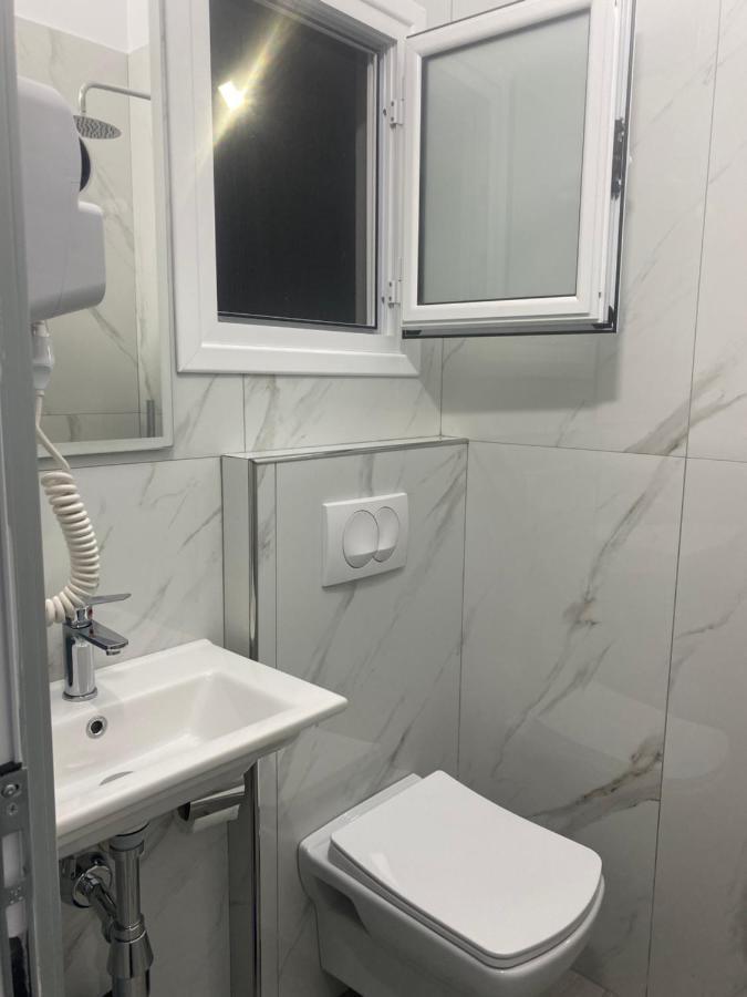 Vila Sinani Саранде Екстериор снимка